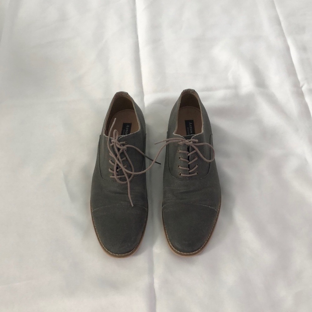 Aston grey shoes